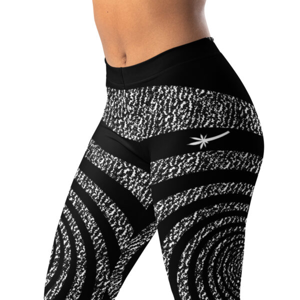 Noir Turtle Dove Leggings